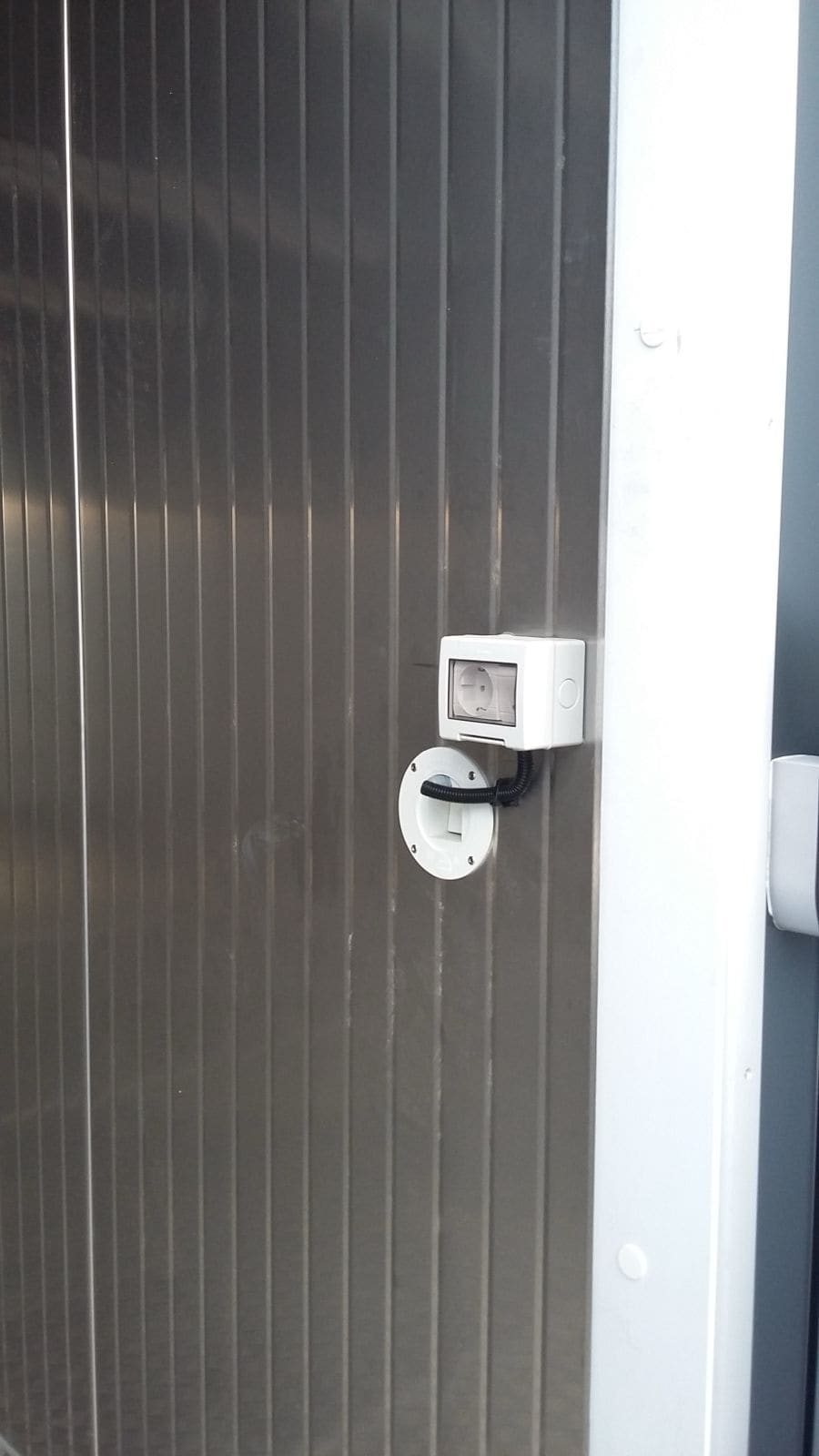 Projekt für Mercedes – Industrial Refrigerated Container Units - Gallery image 6